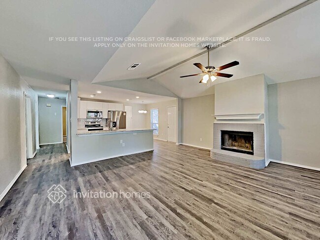Foto del edificio - 1213 Glen Creek Dr