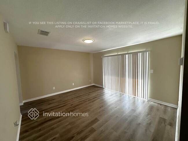 Foto del edificio - 7537 17th Ln N