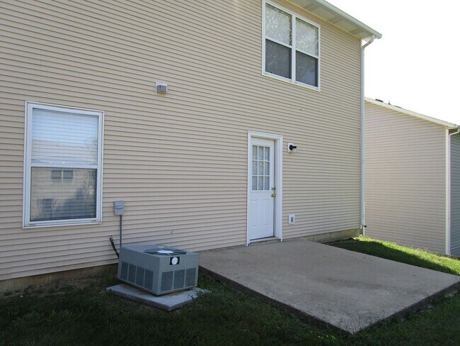 Foto del edificio - 5001-5003 Betty Jean Way