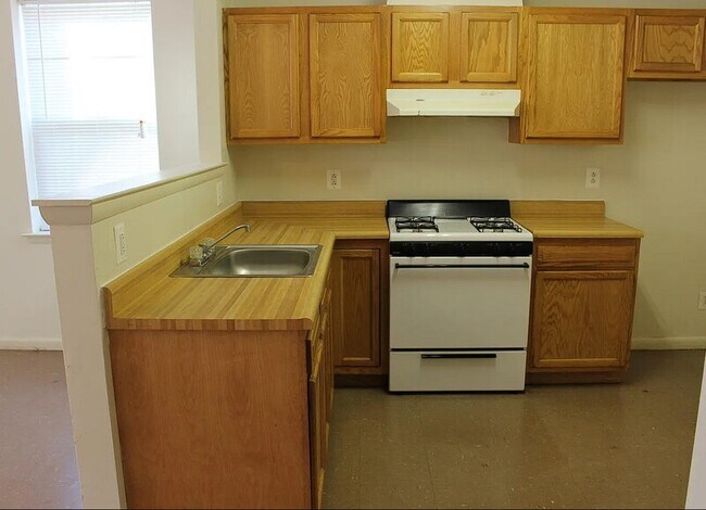 Foto del edificio - 4136 W Girard Ave