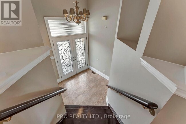 Building Photo - 5448 Churchill Meadows Blvd