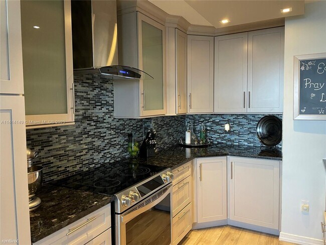 Foto del edificio - 2 br, 2 bath Condo - 12000 N Bayshore Dr A...