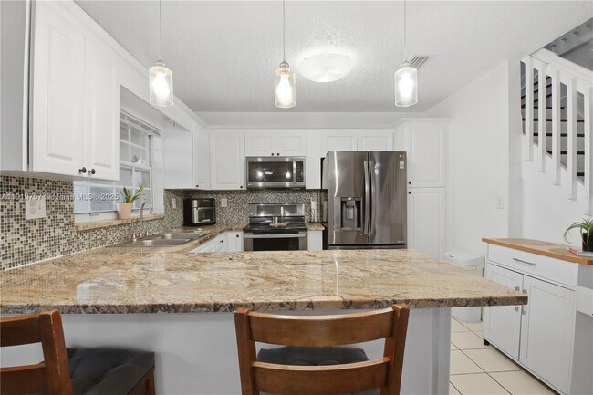 Foto del edificio - 7141 SW 158th Ct
