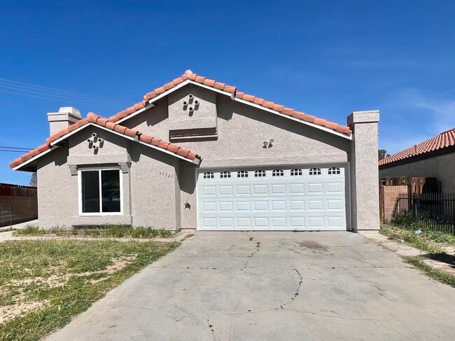 Building Photo - 37547 Lilacview Ave
