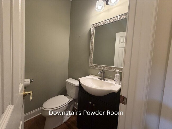 Foto del edificio - 1510 Liberty Ln