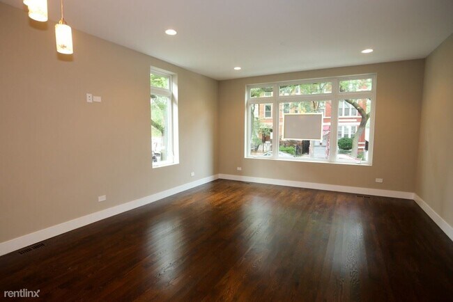 Foto del edificio - 4 br, 3 bath Duplex - City Flats Chicago F...