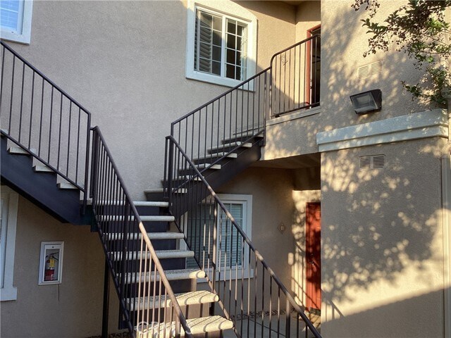 Building Photo - 41410 Juniper St