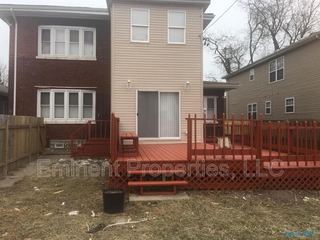 Foto del edificio - 7432 S Oglesby Ave