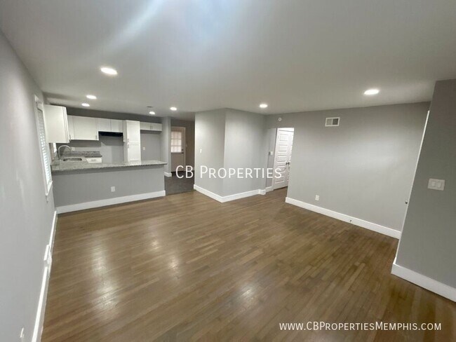 Building Photo - 1745 Lanier Ln