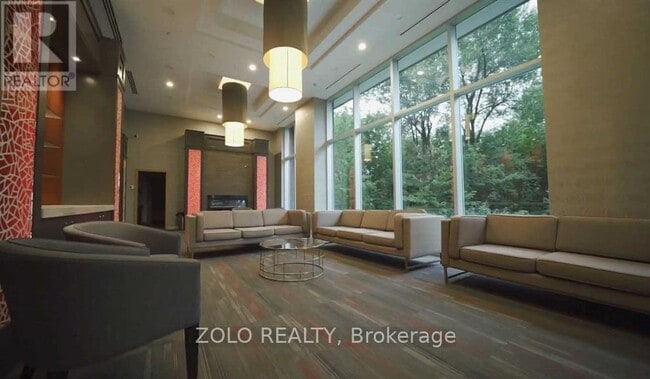 Building Photo - 8763 Bayview Ave