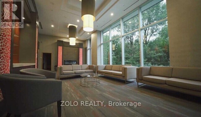 Photo du bâtiment - 8763 Bayview Ave