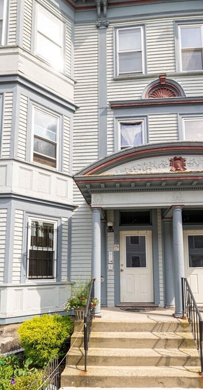 Foto del edificio - 30 Hawthorne St