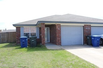 Building Photo - 406 Primrose Dr