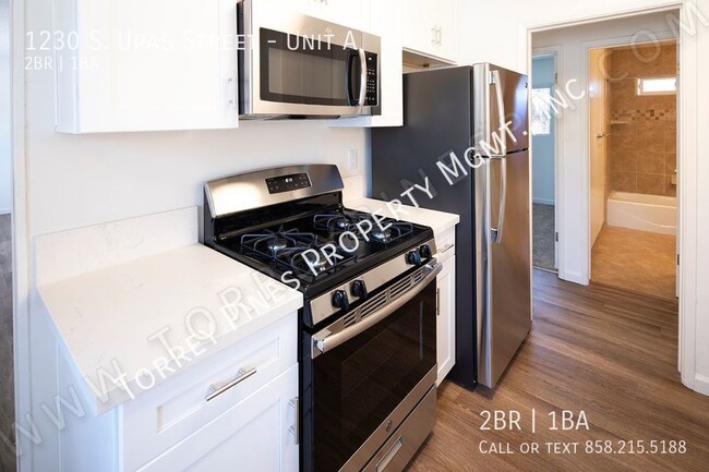 Building Photo - Cozy 2 Bedroom Near the Heart of Escondido...