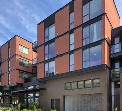 Building Photo - 1601 N 45th St