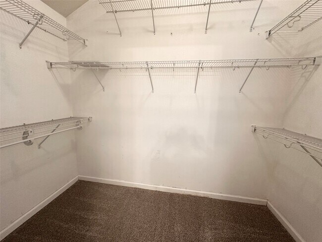 Building Photo - 17310 Brookhollow Mist Ct