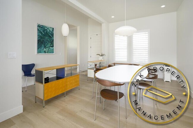 Foto del edificio - 6112 S Phoebe Pl