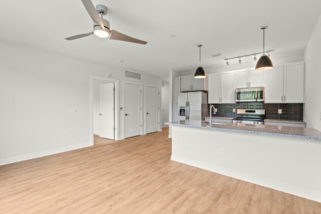 1 habitación - Estándar con habitación adicional - Reed Creek Greenway Apartments