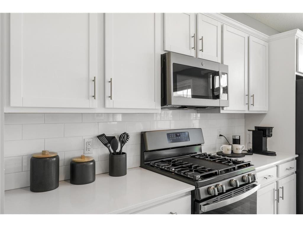 Primary Photo - 190 Jean Avenue