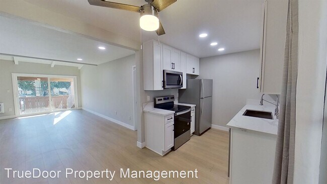 Foto del edificio - 1 br, 1 bath House - 1010 W MacArthur Blvd...