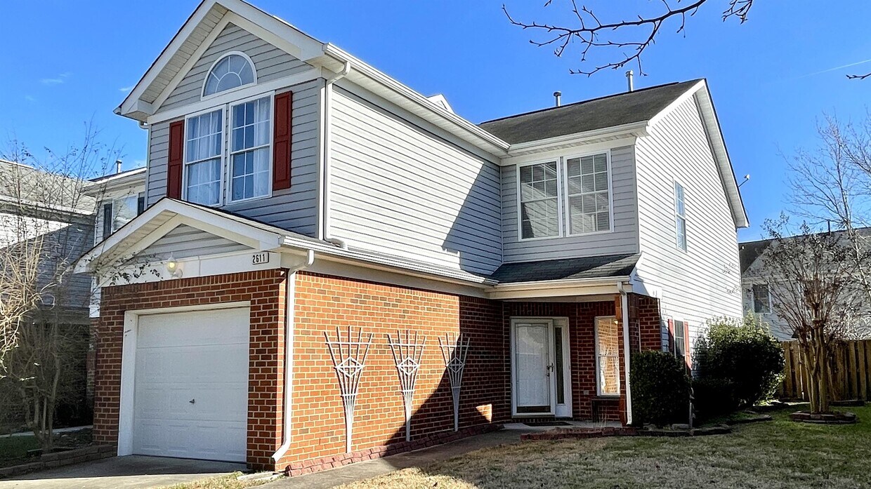 Primary Photo - 2611 Hartley St