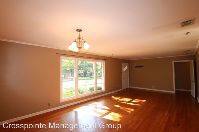 Foto del edificio - 2 br, 1.5 bath House - 2931 Birdwell Drive