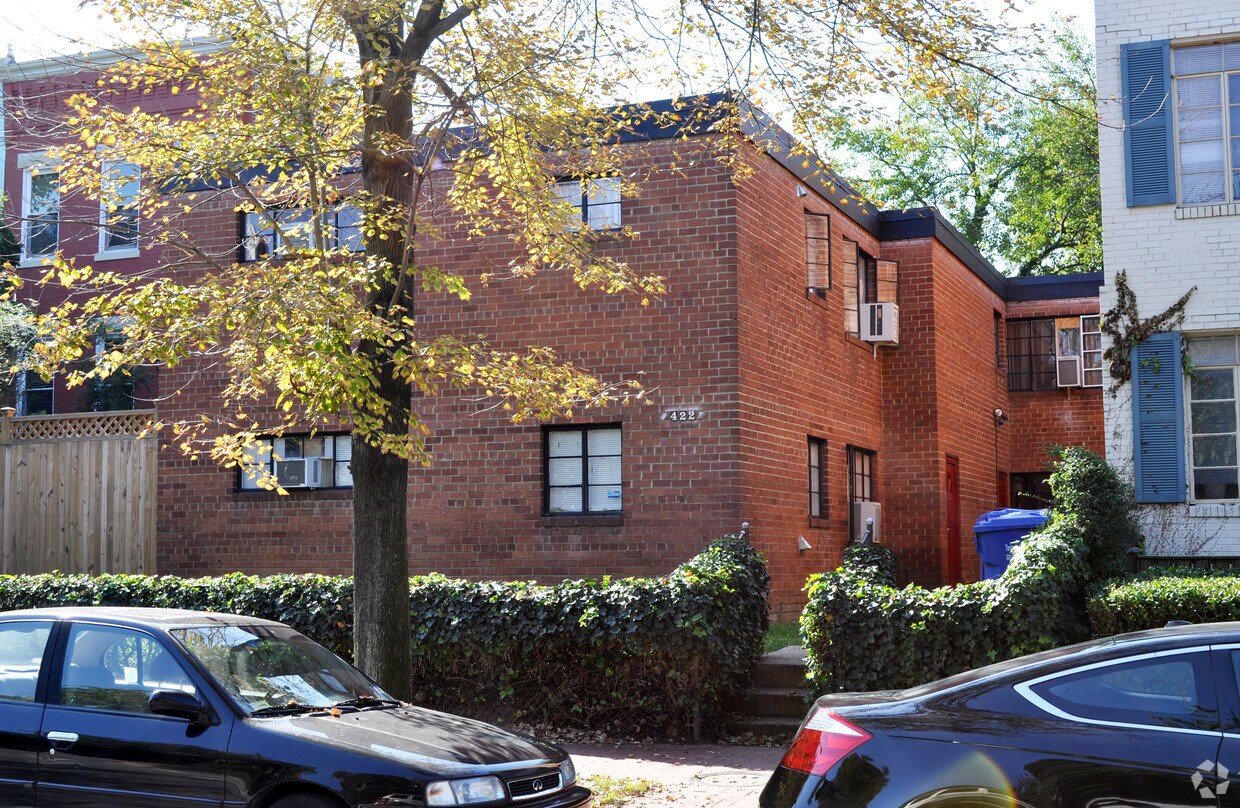 Foto del edificio - 422 6th St NE