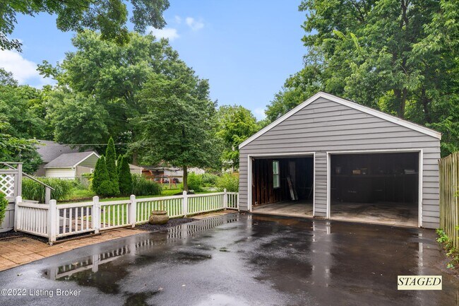 Foto del edificio - 3301 Nanz Ave