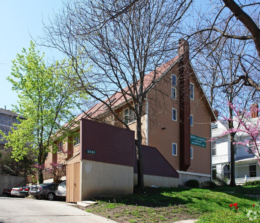 Glennhaven Apartments in Lawrence, KS