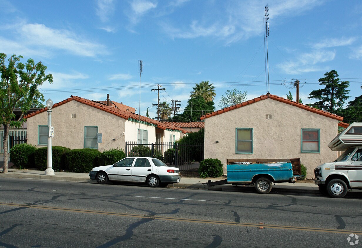 Foto del edificio - 939 E Divisadero St
