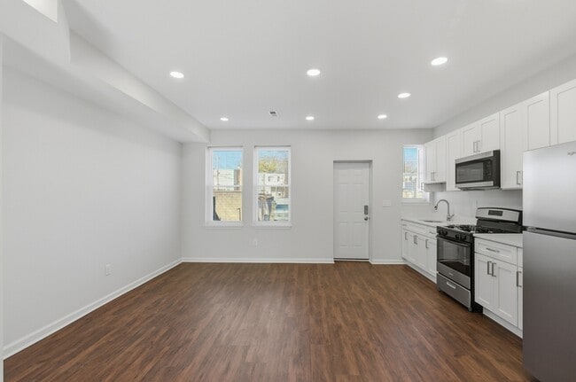 Building Photo - 3202 Mondawmin Ave