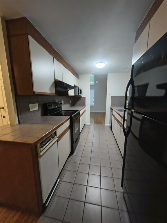 Foto del edificio - 16 Hundred Oaks Ln