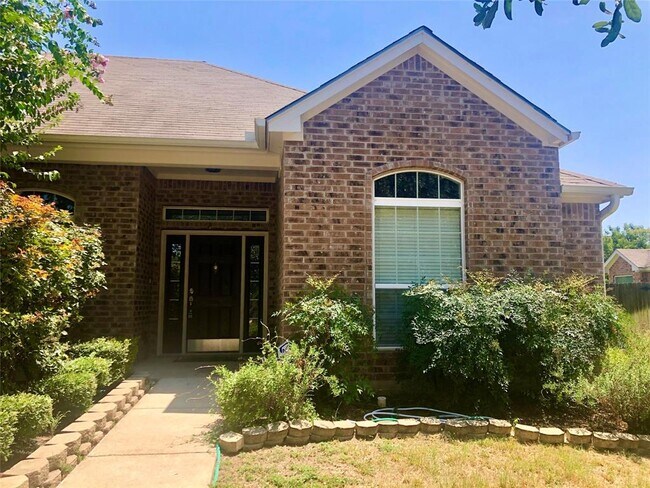 Foto del edificio - 5719 Barrington Ct