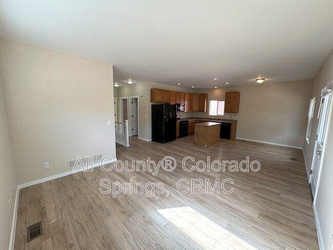 Foto del edificio - 1454 Flycatcher Ln