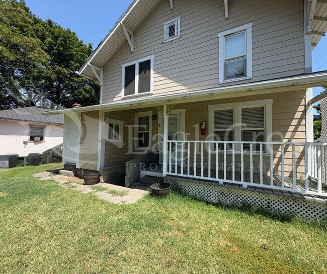 Building Photo - 630 Frisco St