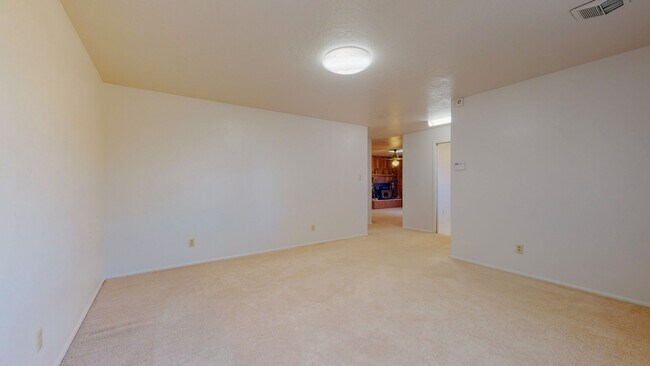 Foto del edificio - NORTH VALLEY 3 Bedroom  2 Bath