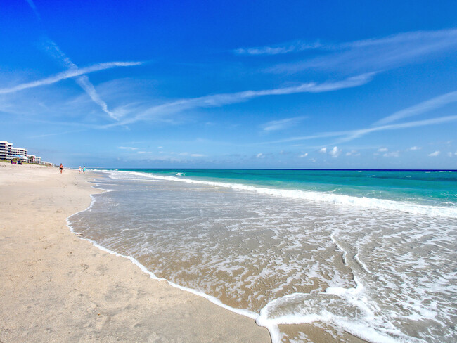 Foto del edificio - 3543 S Ocean Blvd