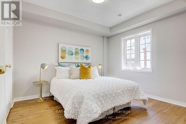 Photo du bâtiment - 73 Eastern Skies Way