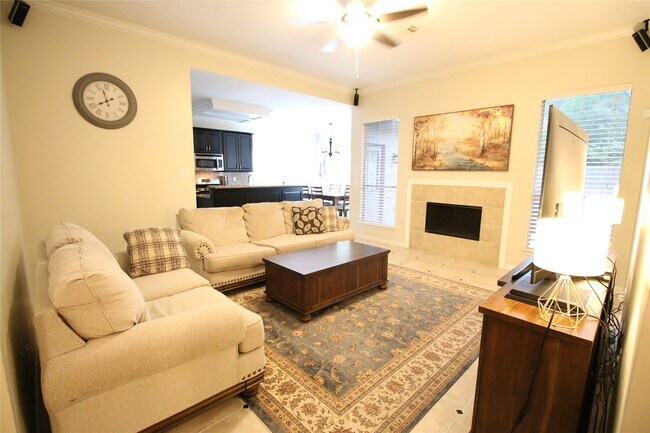 Foto del edificio - 114 Chandler Ct