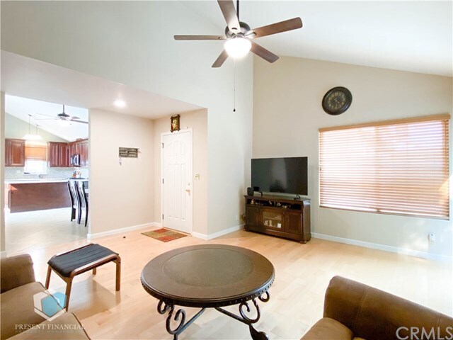 Foto del edificio - 5822 Silver Leaf Rd