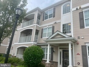 Building Photo - 435 Timberlake Dr