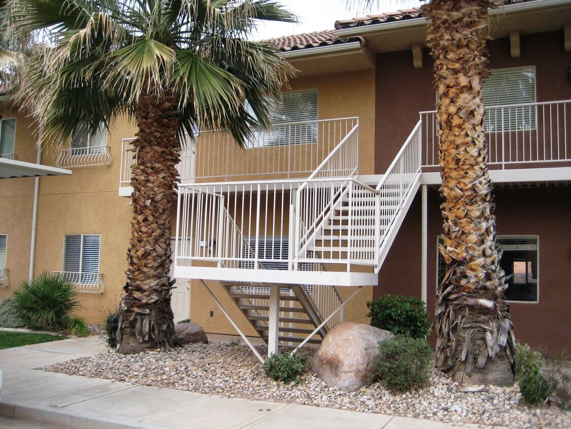 Primary Photo - La Venita Condo #B3