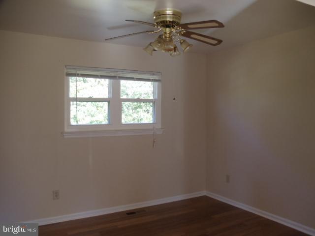 Building Photo - 2323 Bedfordshire Cir