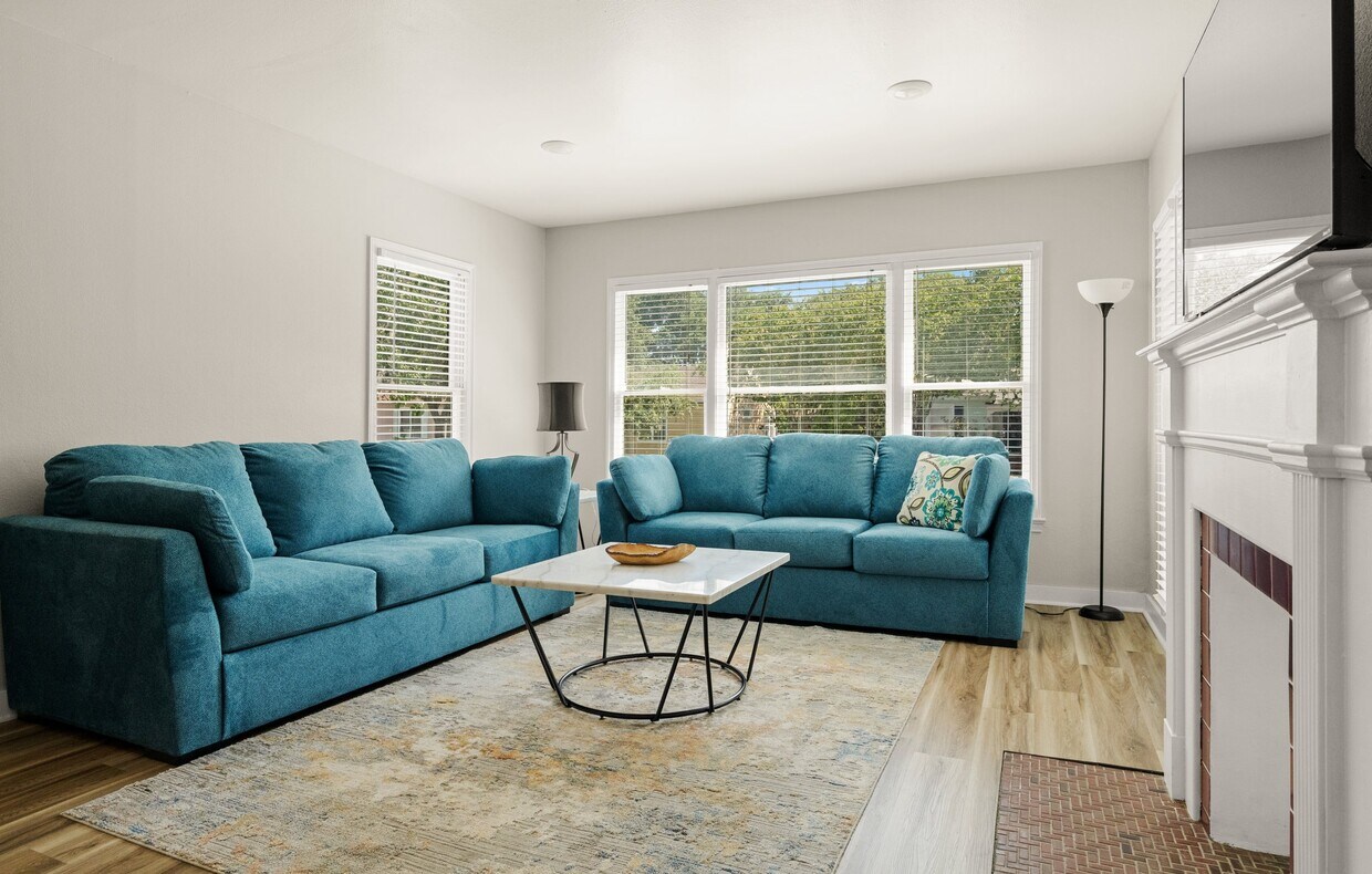 Foto del edificio - 3009 Topeka St