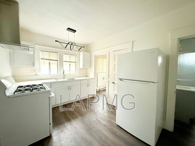 Foto del edificio - 1910.5 Daly St