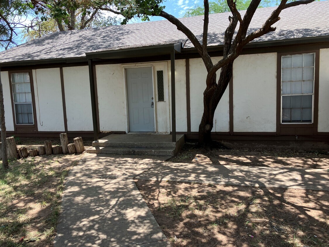 9119 Belton Dr, Lubbock, TX 79423 House for Rent in Lubbock, TX