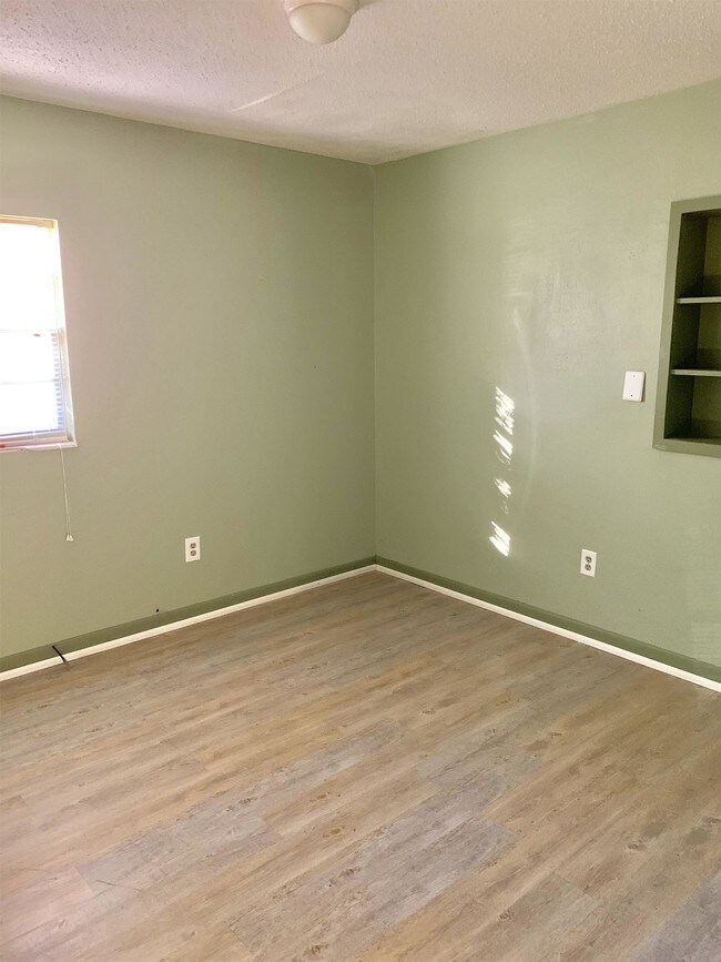 Foto del edificio - 10206 N 26th St