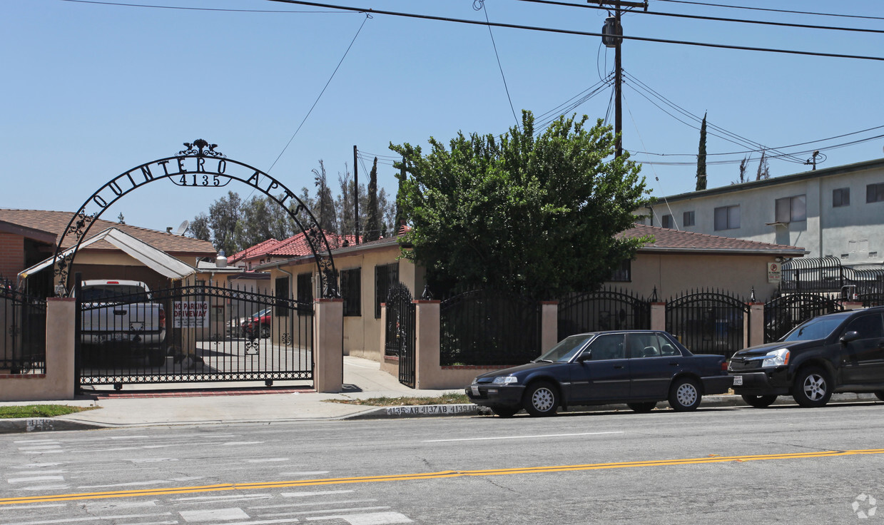 Primary Photo - 4135-4143 Tyler Ave