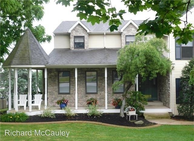 Building Photo - 4 br, 2.5 bath House - 4050 Walbert Ave