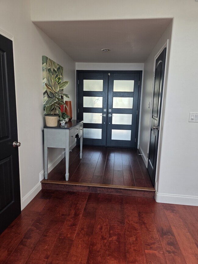 Foto del edificio - 3023 Stockett Way